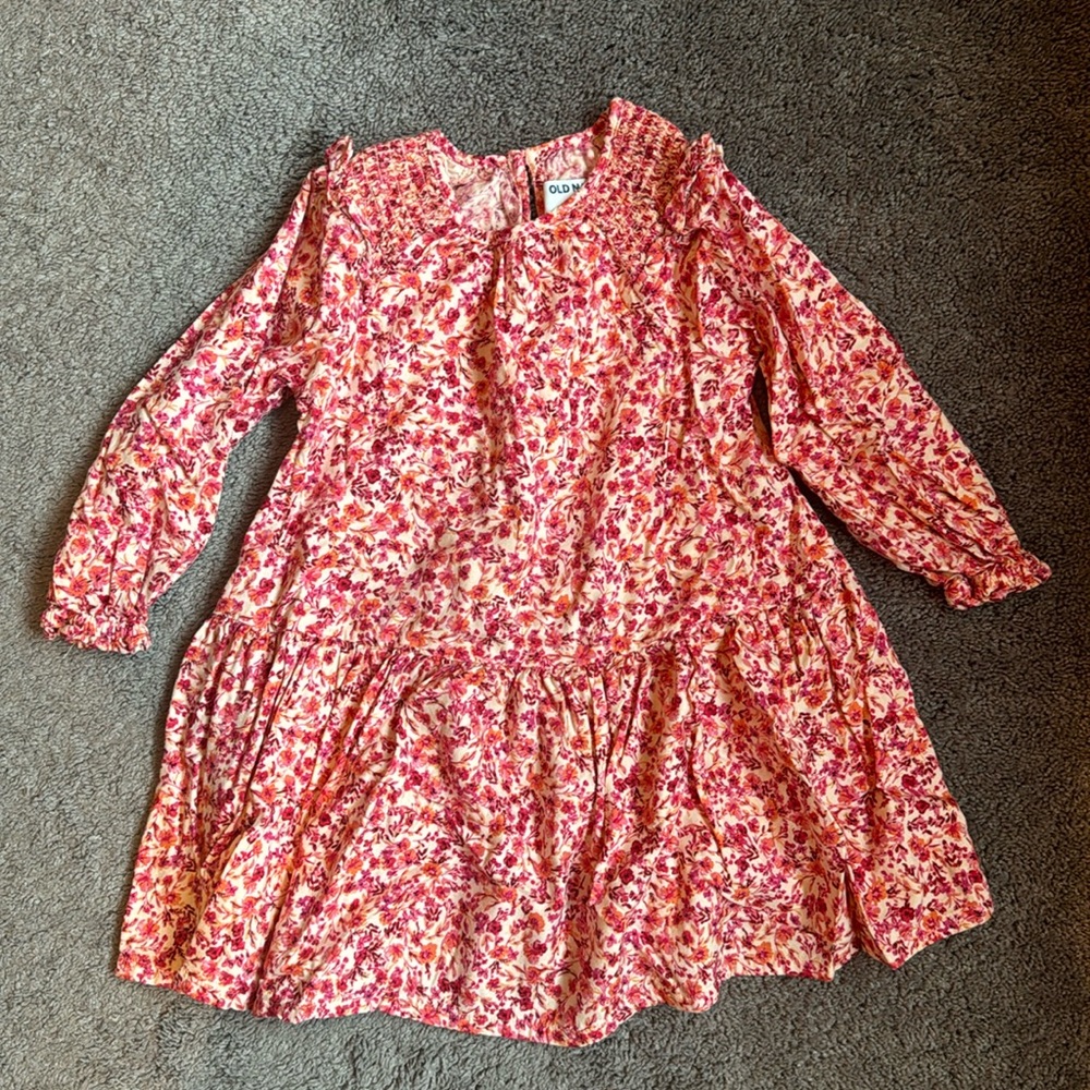 Old Navy girls long sleeve floral dress.
